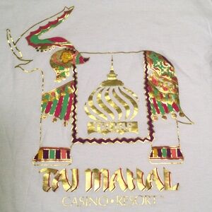 Vintage Trump Taj Mahal Casino Resorts Men's L T-shirt Anvil 100% cotton